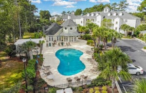 Grande Villa World Tour outdoor pool